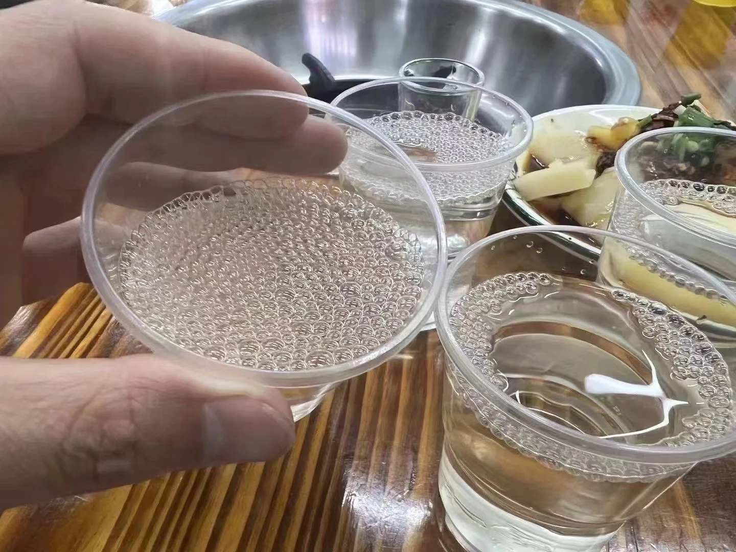 茅台镇饭局上都爱喝散装老茅台口感