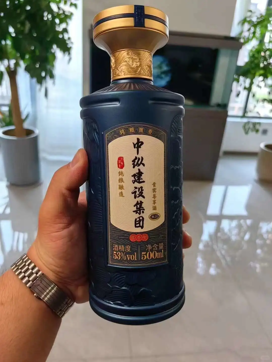 茅台镇定制酒 大家别再多花钱被品牌溢价了