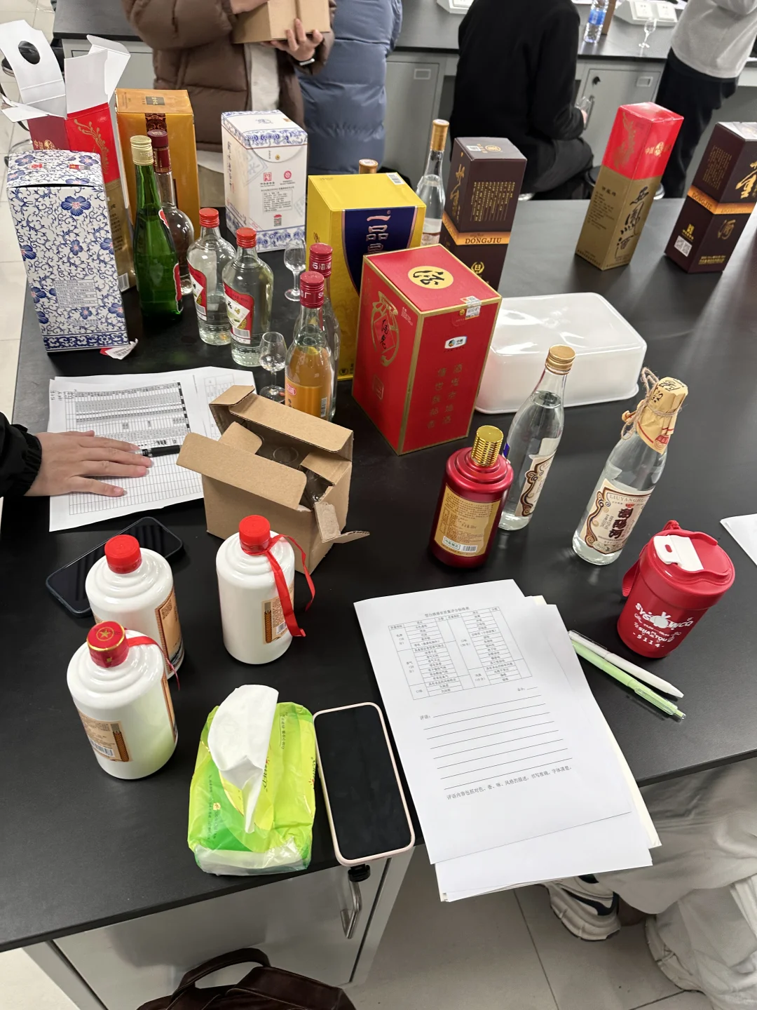 酿酒工程专业前来报道！白酒品鉴实验～
