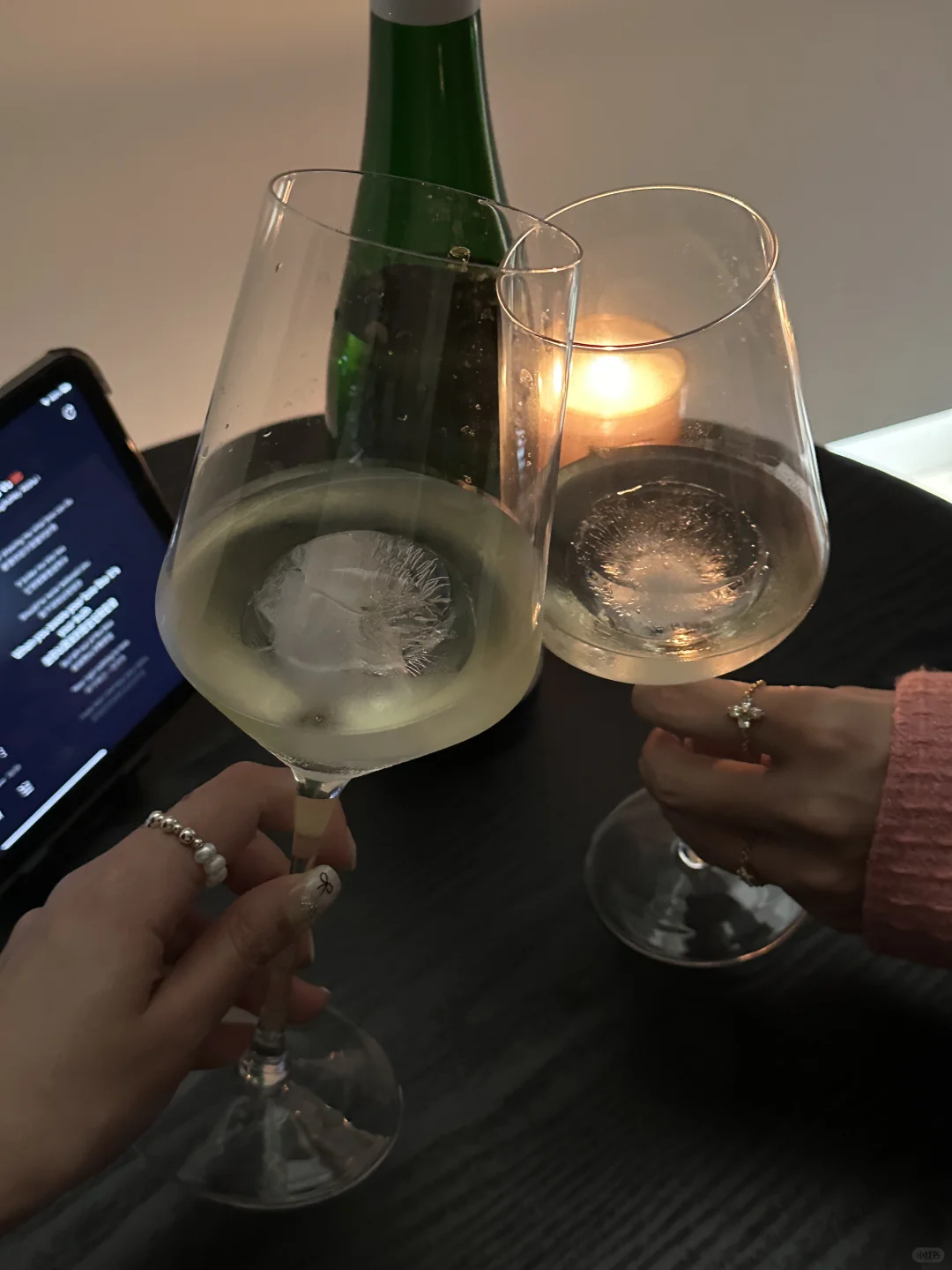 当我们深夜喝酒并通宵畅聊?