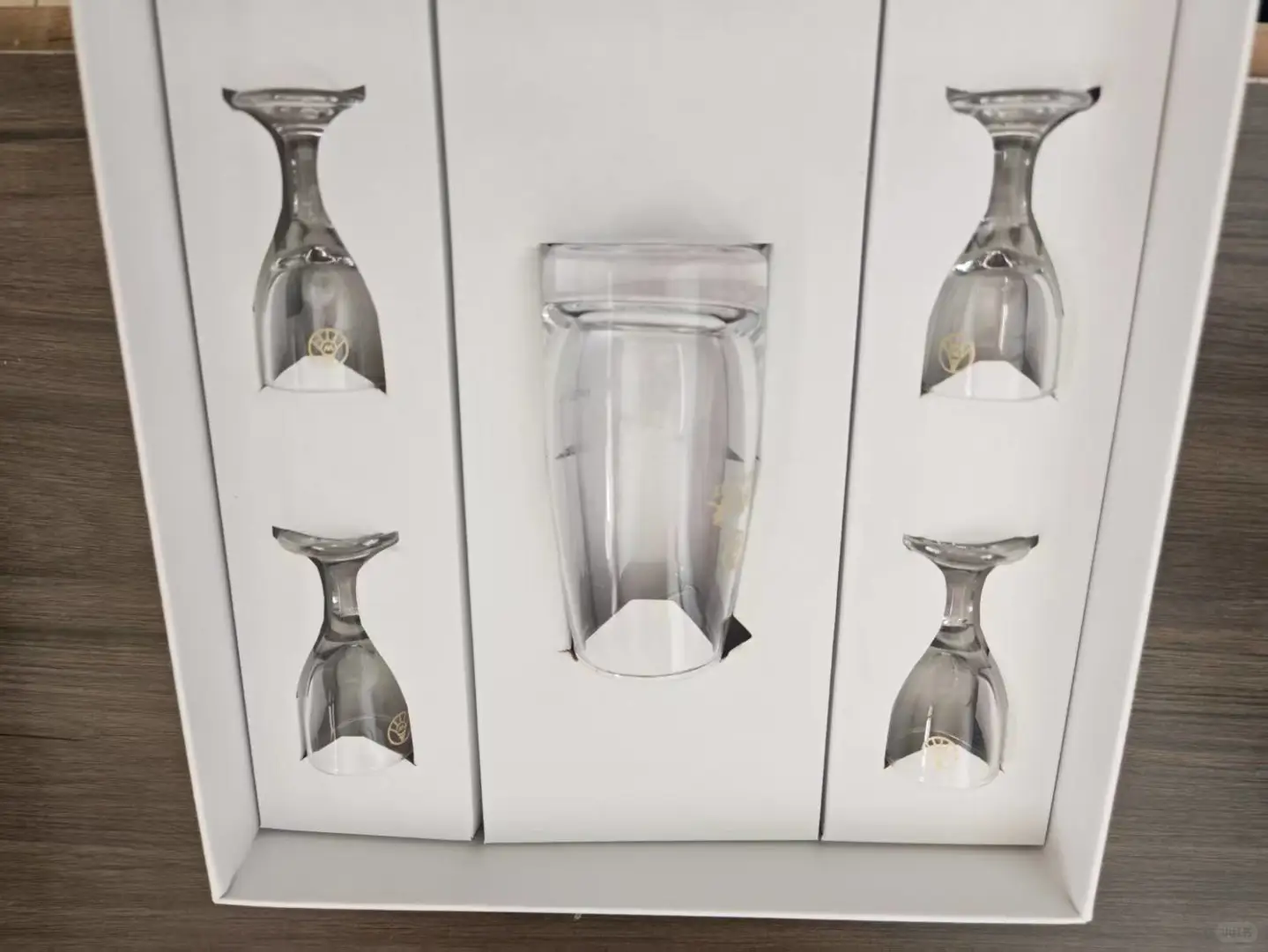 好酒一打开就迷上！白酒