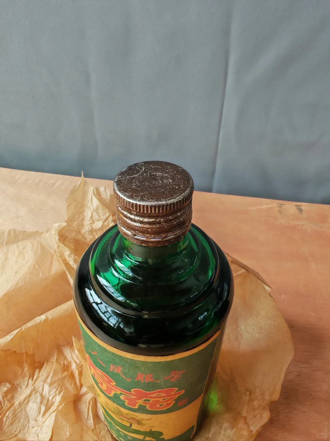 你喝过1989年生产的荷花白酒吗？