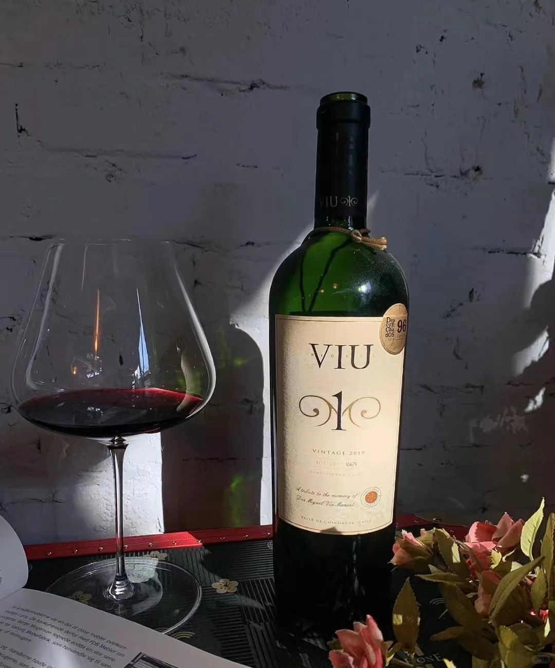 葡萄酒有干红干白之别，岂止于色泽深浅？