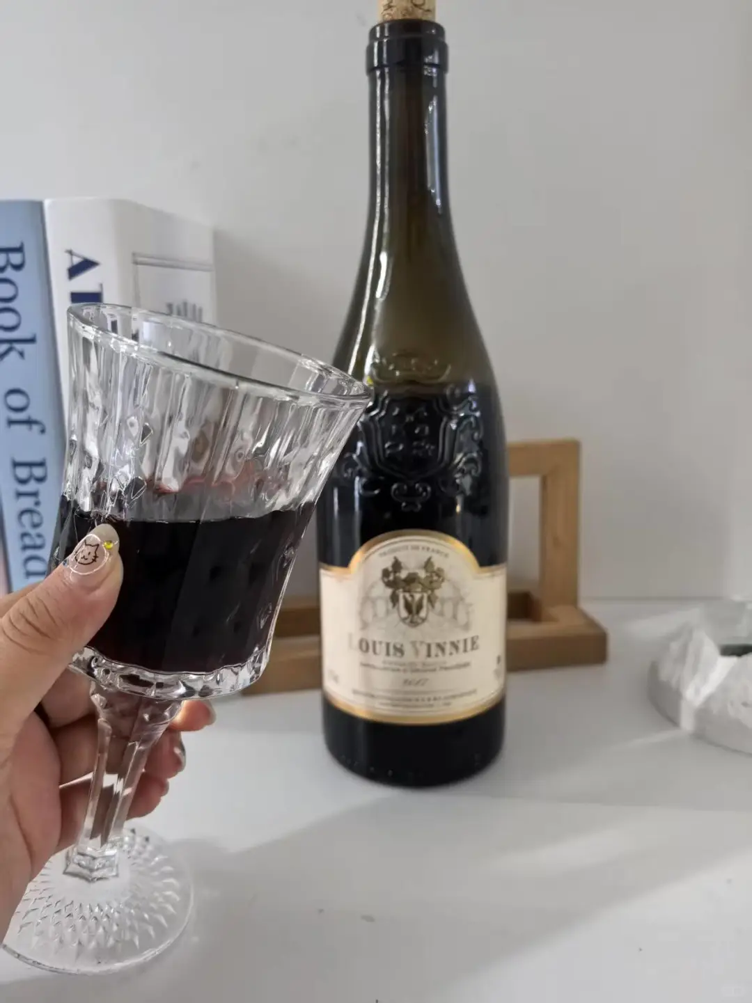 建议大家喝红酒前看看产地……
