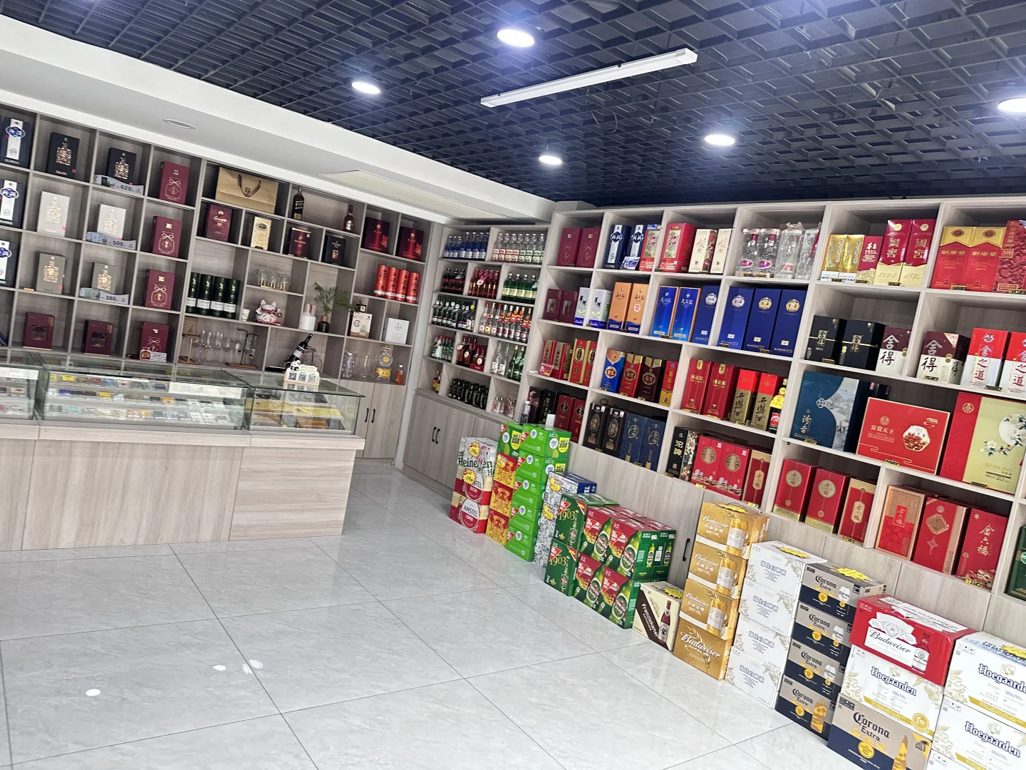 90后烟酒行（彩票店）老板的日常