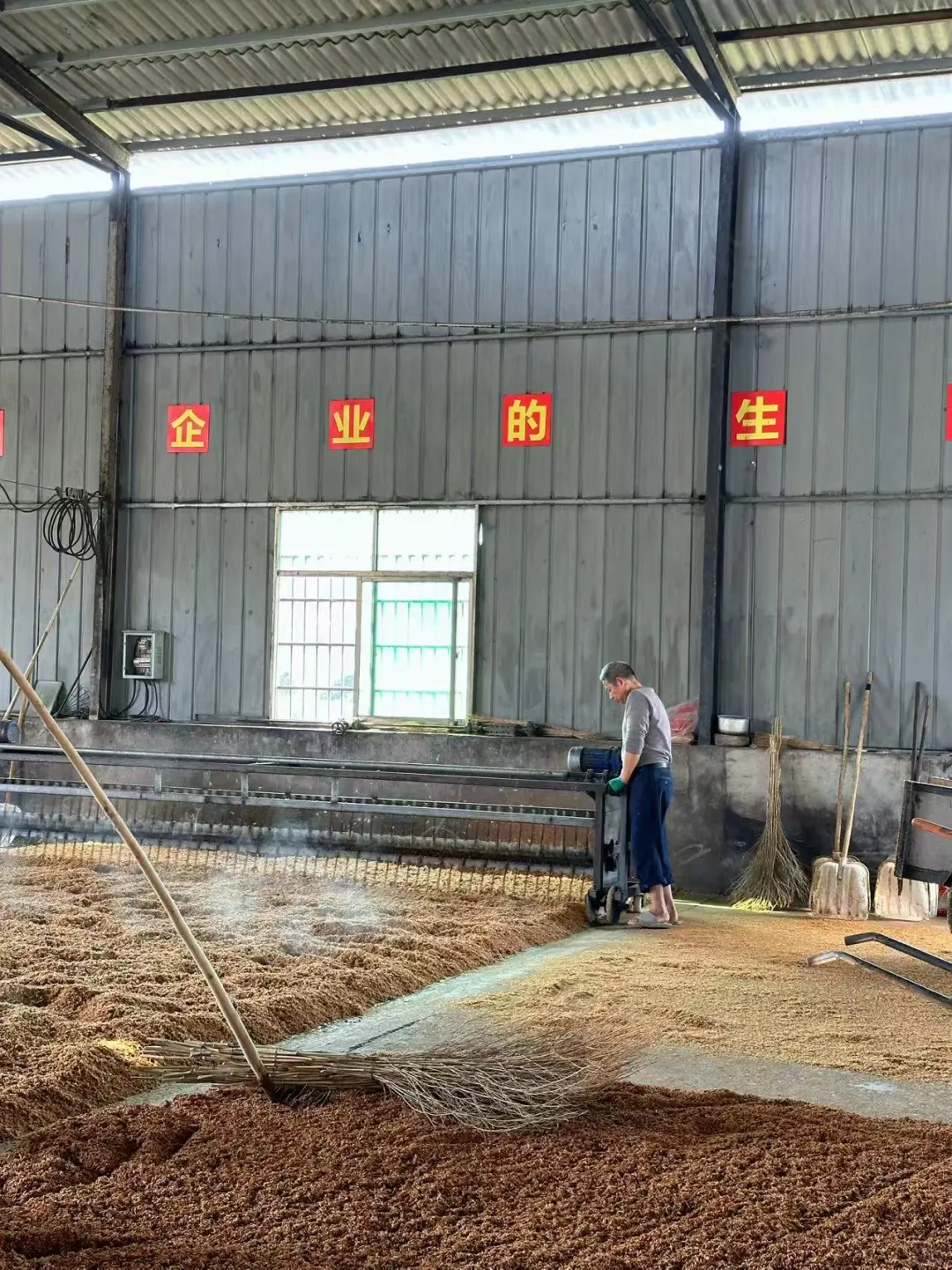 站到腿软，只为这一口醇香