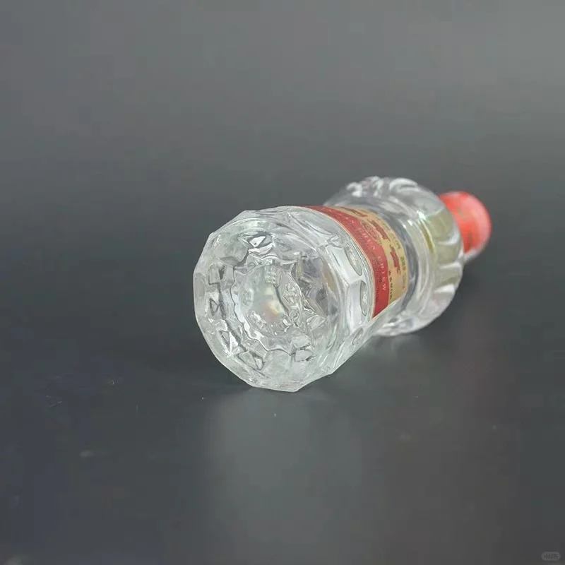 一两的剑南春好精致