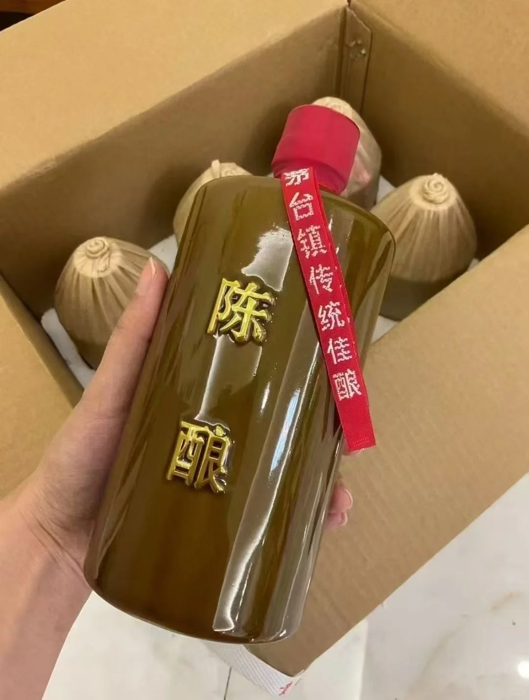 茅台之上，唯有老酒。茅台本地人的口粮酒。