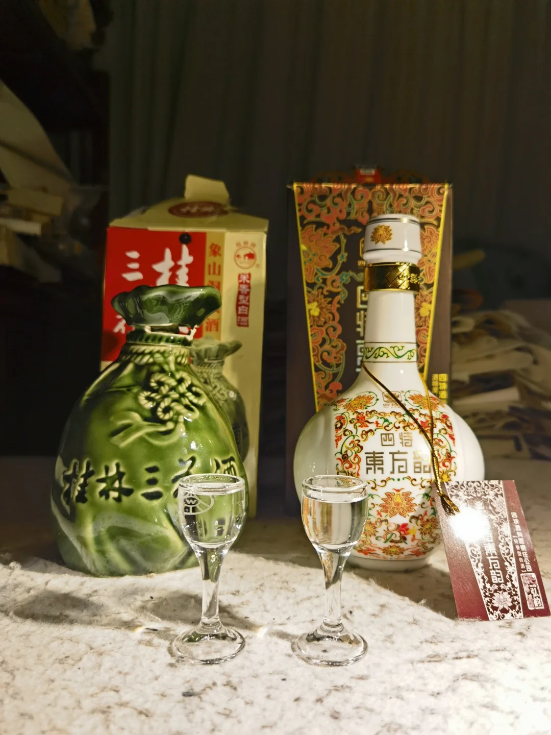 白酒测评 桂林三花酒象山洞藏VS四特酒弘韵