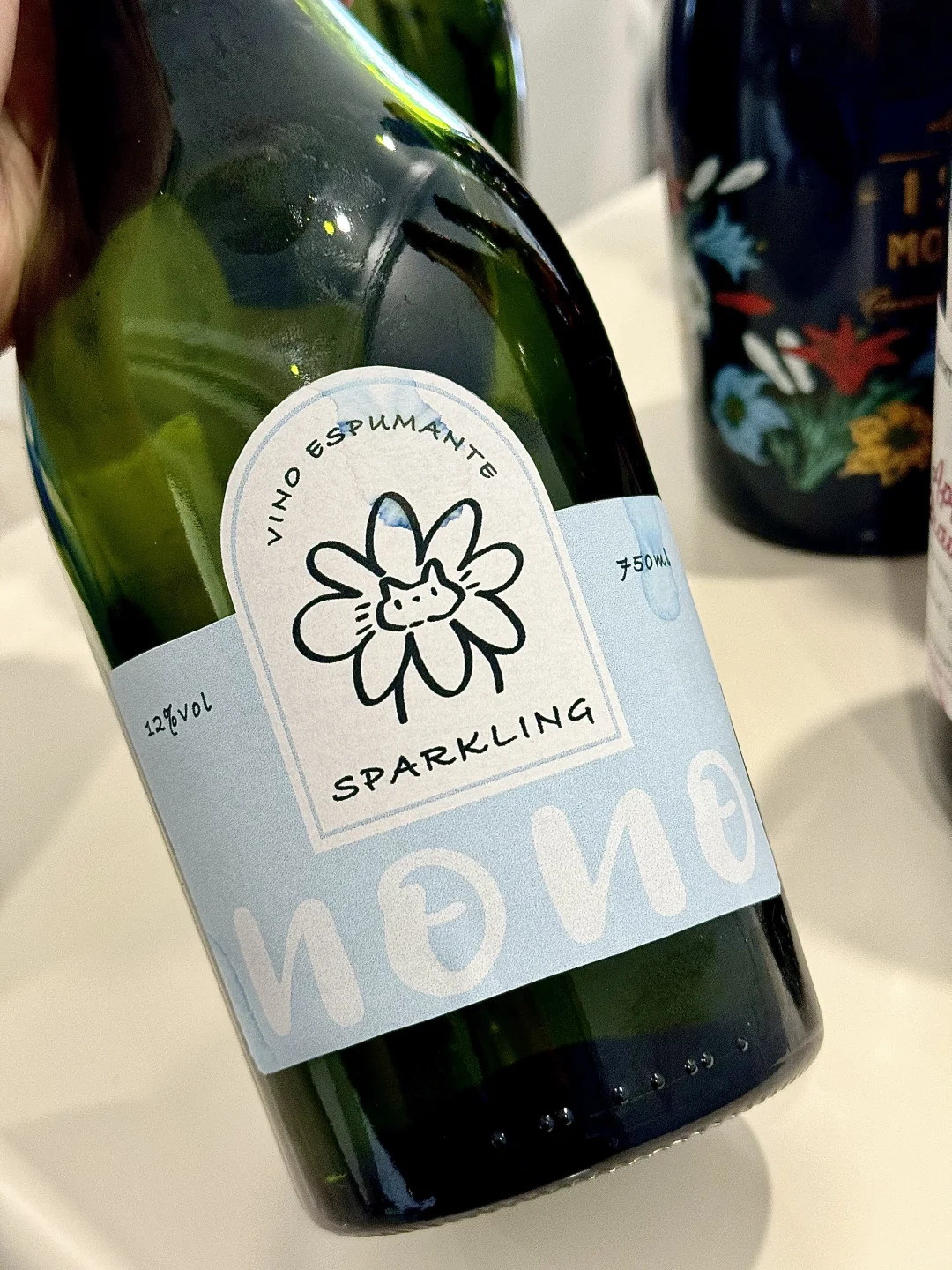 有一瓶酒我自己喝15年了…现在准备拿出来卖