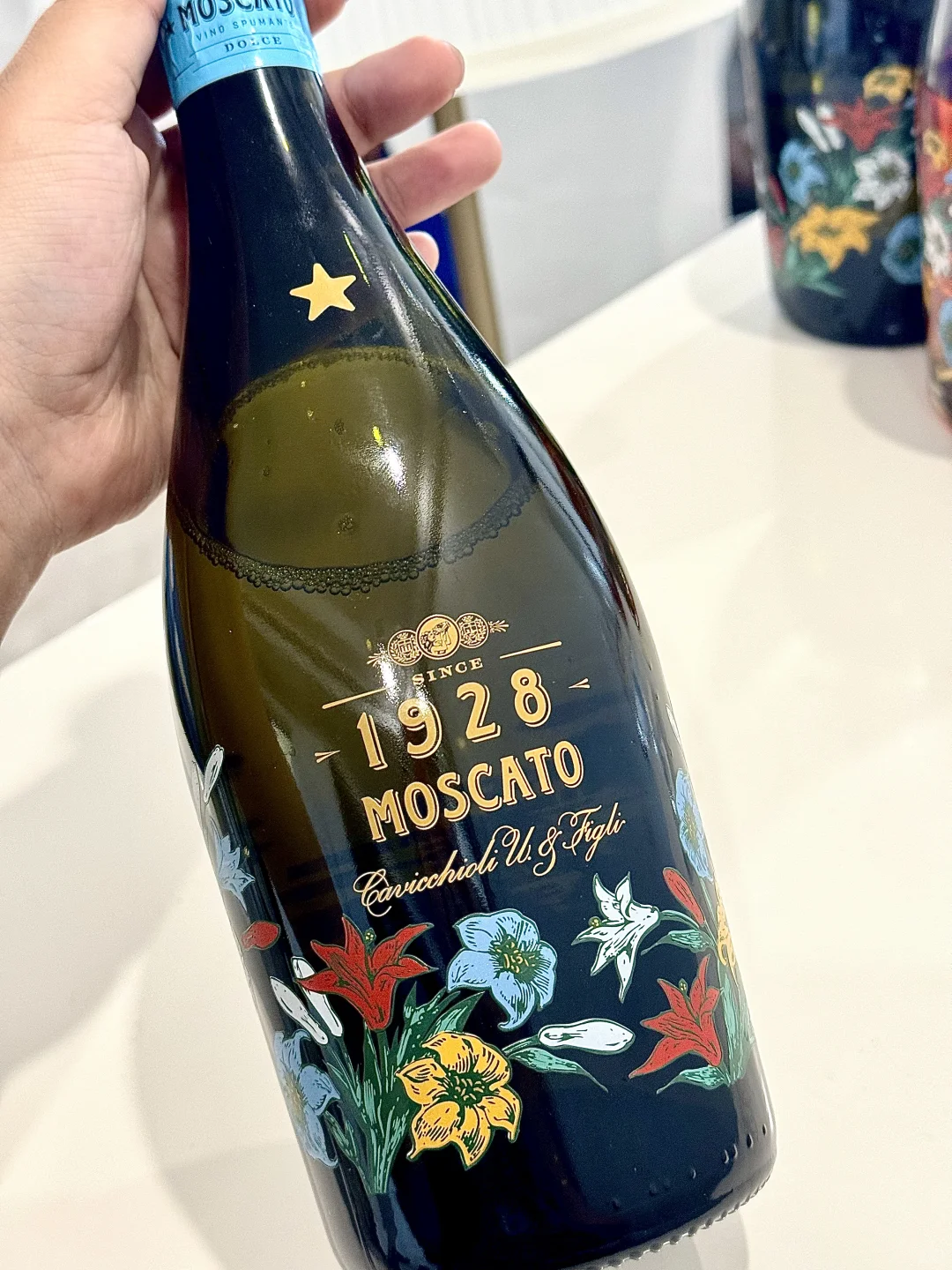 有一瓶酒我自己喝15年了…现在准备拿出来卖