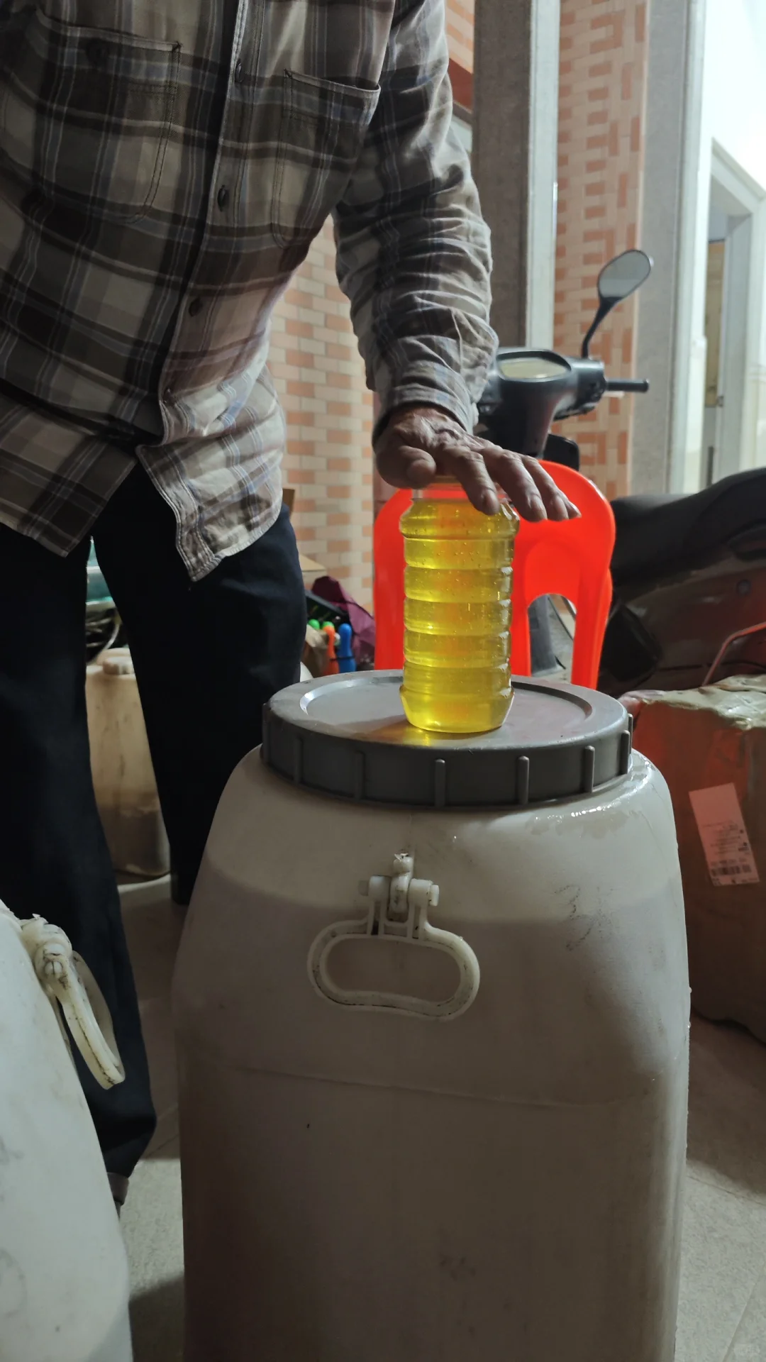 00后做烟酒茶这个行业能赚到钱吗