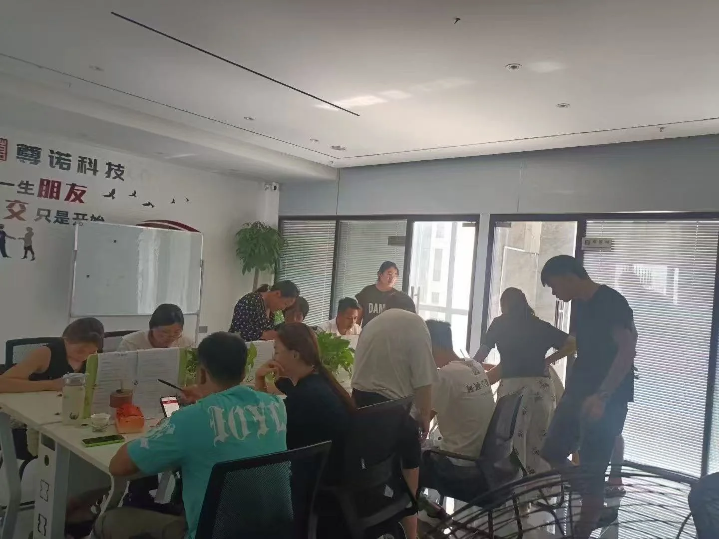 做APP拉新工作室被抓了