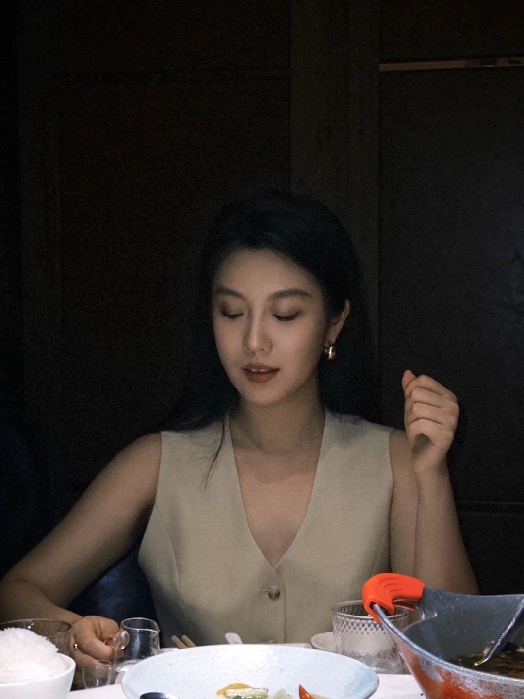 倒满了先 ?