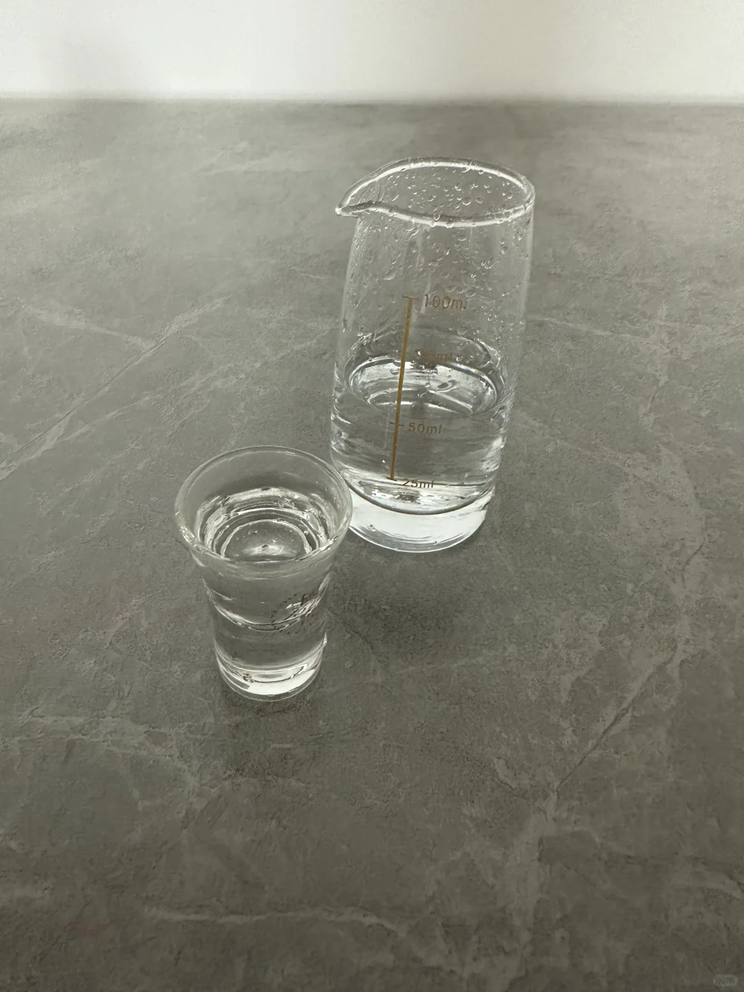 白酒的价格是真的崩了
