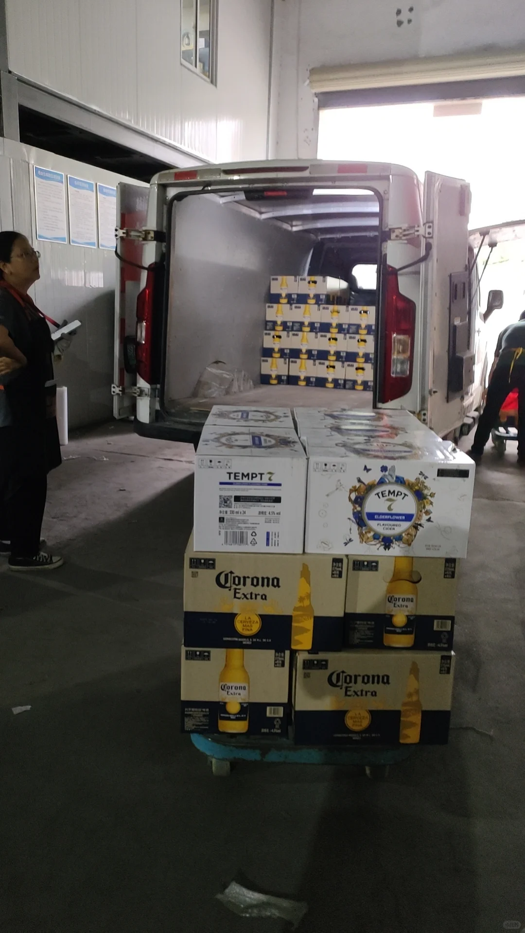 揭秘酒水批发行业内幕，想知道的看过来吧！