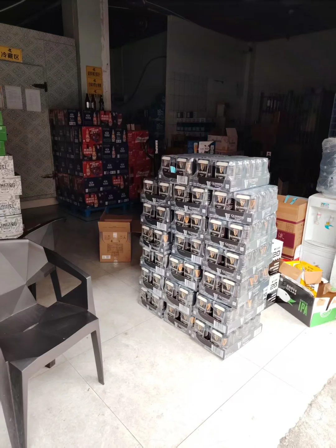 揭秘酒水批发行业内幕，想知道的看过来吧！