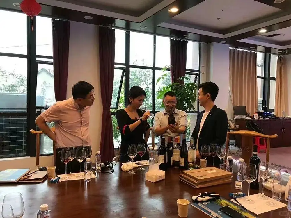 一人供应链，打造葡萄酒采购无忧体验