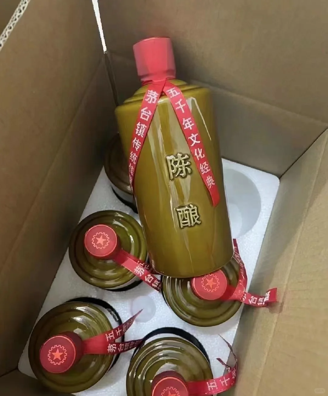 90后00后不爱白酒，传统佳酿要小众化？