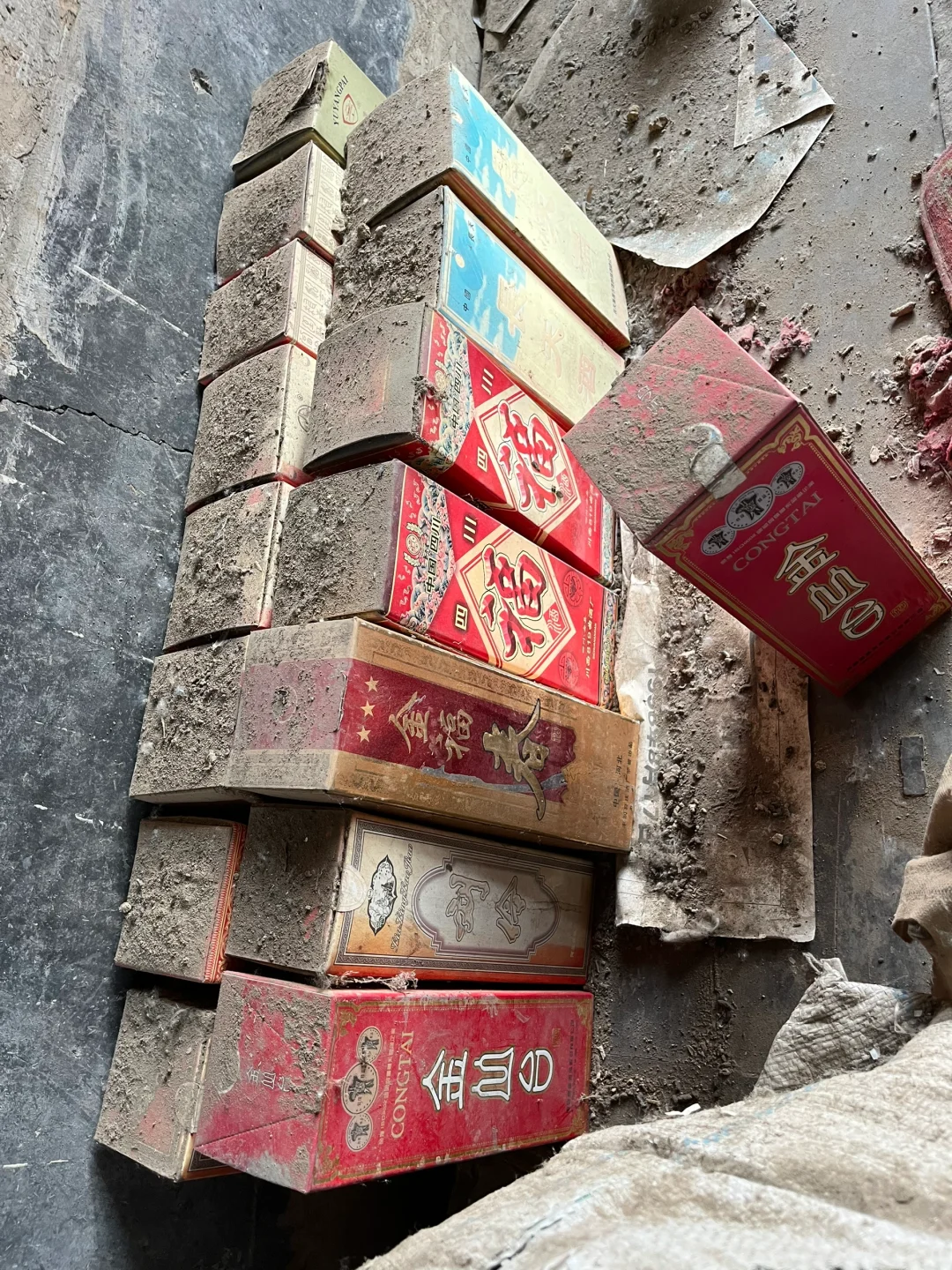 家里废弃老房子的酒还能喝吗？