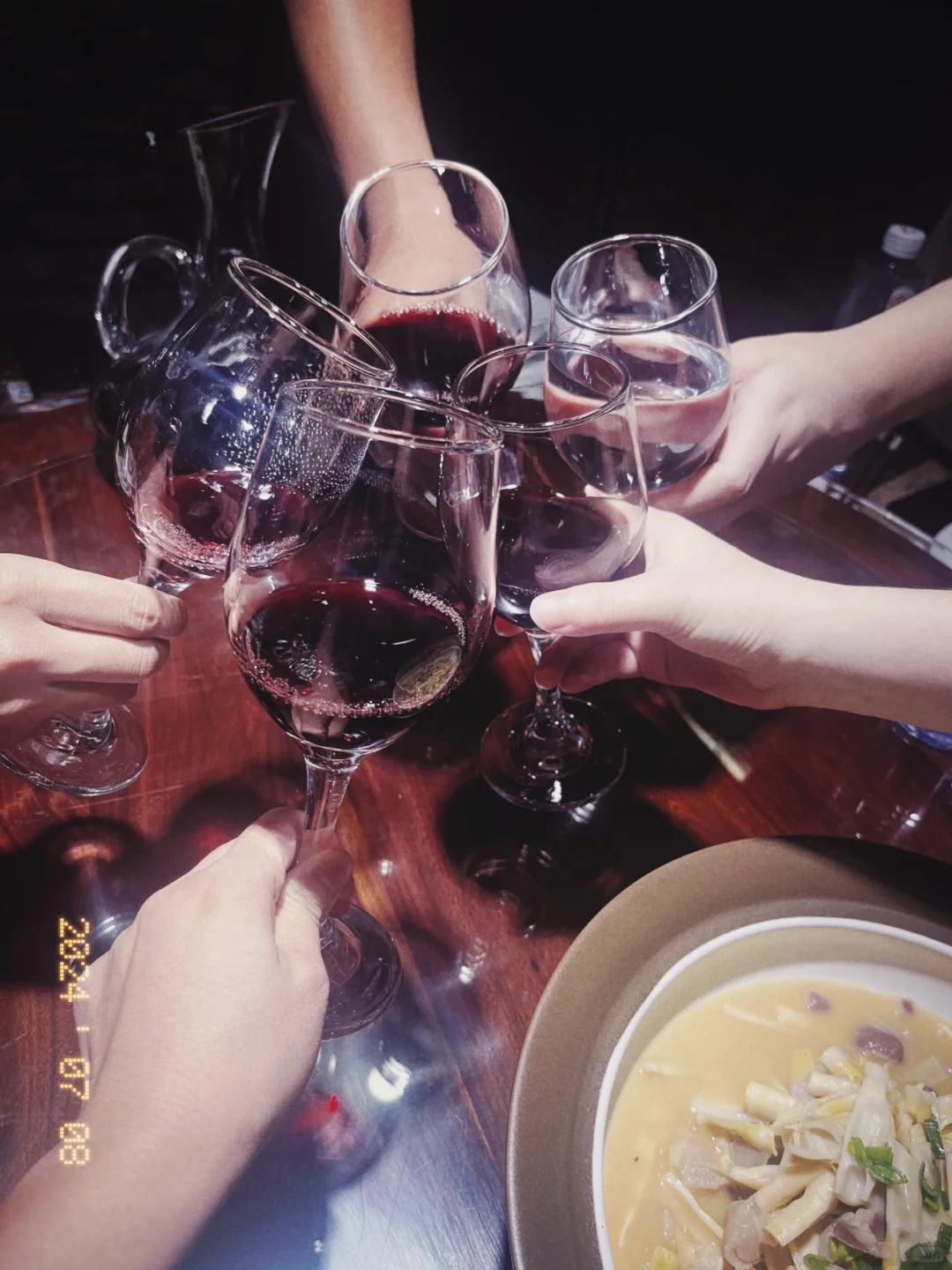 葡萄酒与人