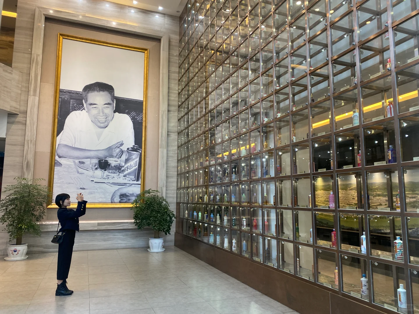 一个茅台专卖店店长都做什么?