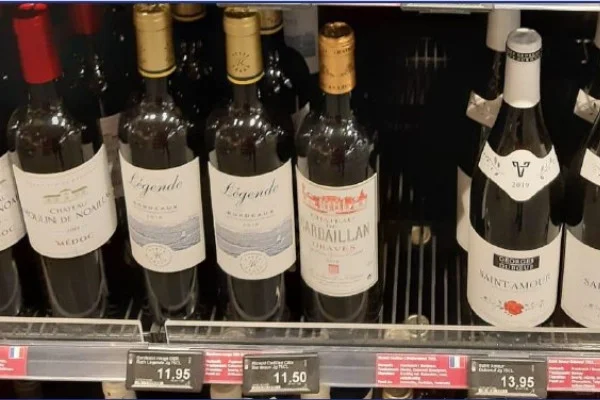 葡萄酒信赖之选，一人携手同行