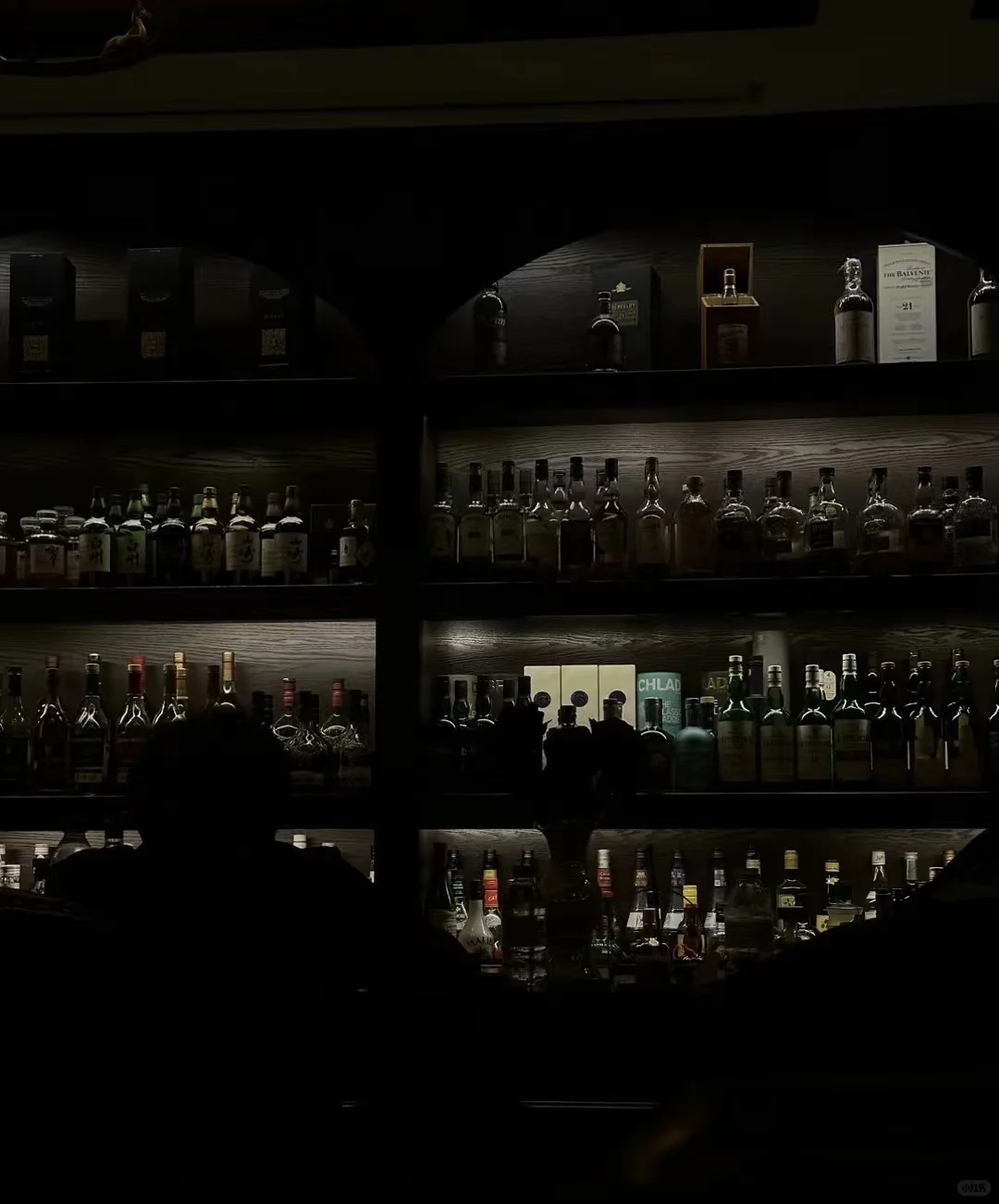 ? 不是招员工，是找能一起“玩酒”的伙