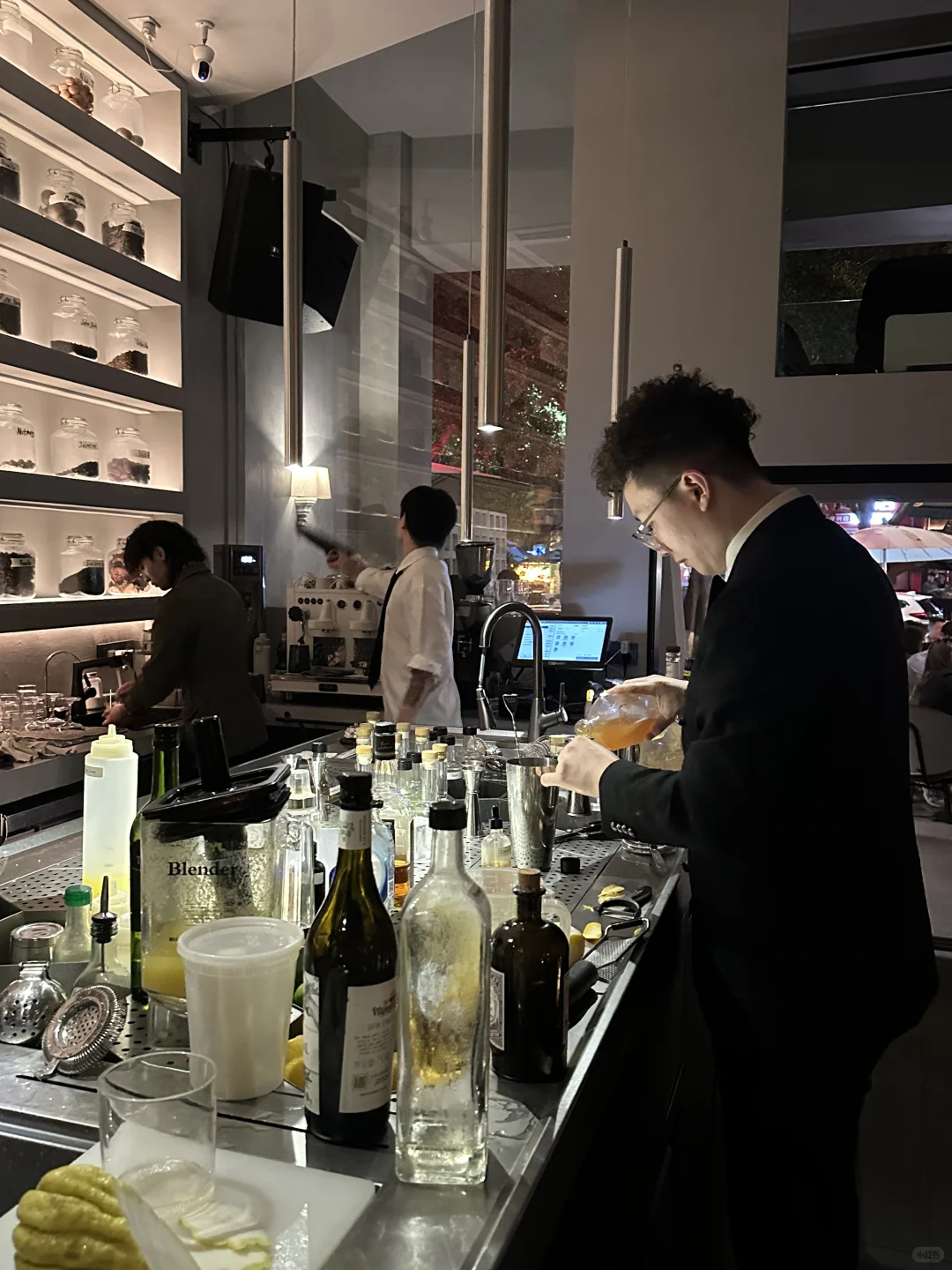 开放式酒吧期待你的加入