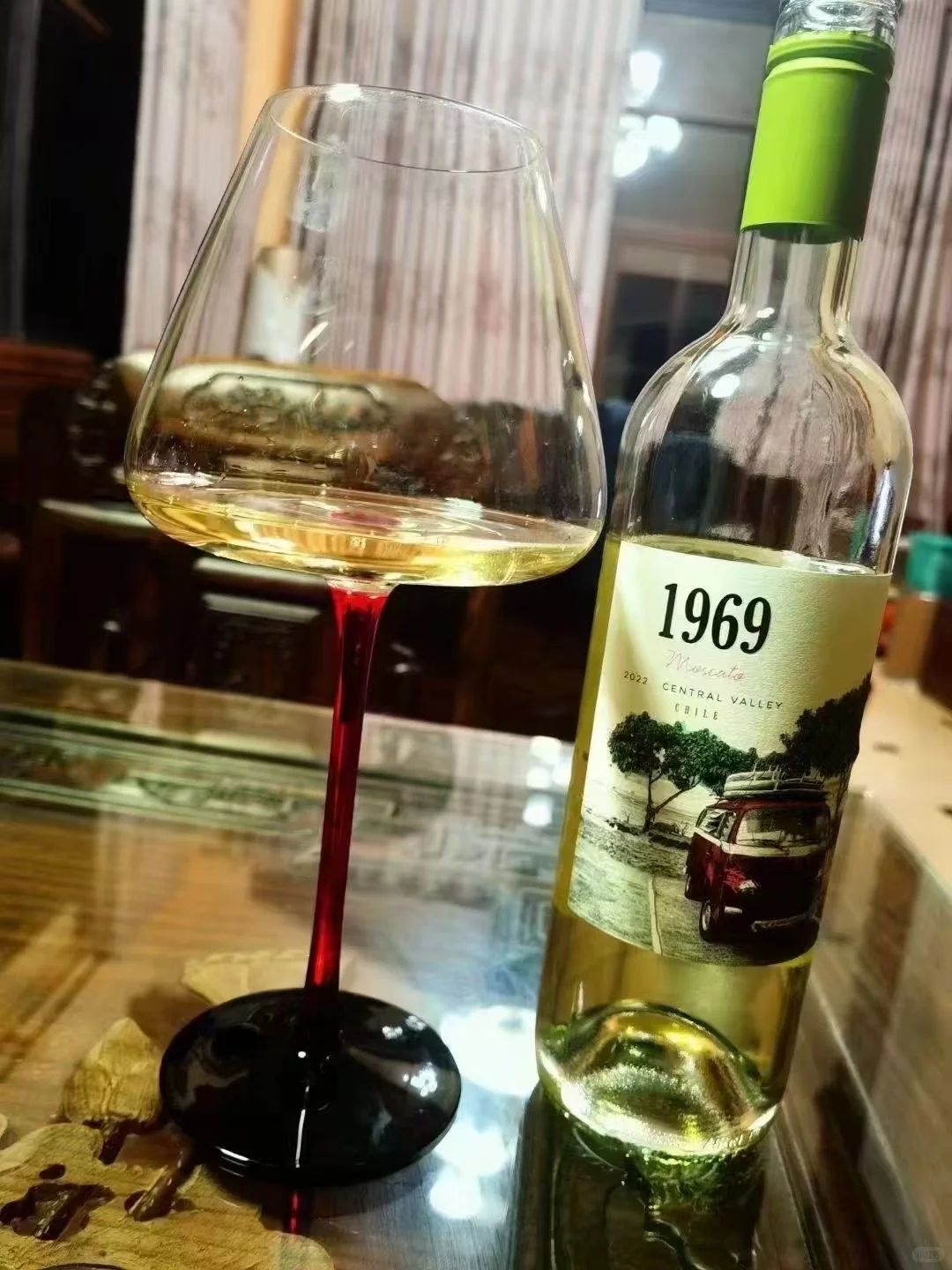 智利1969小红车葡萄酒