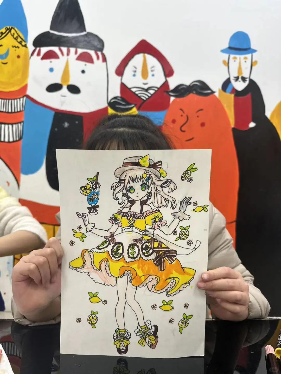 招聘兼职美术女老师