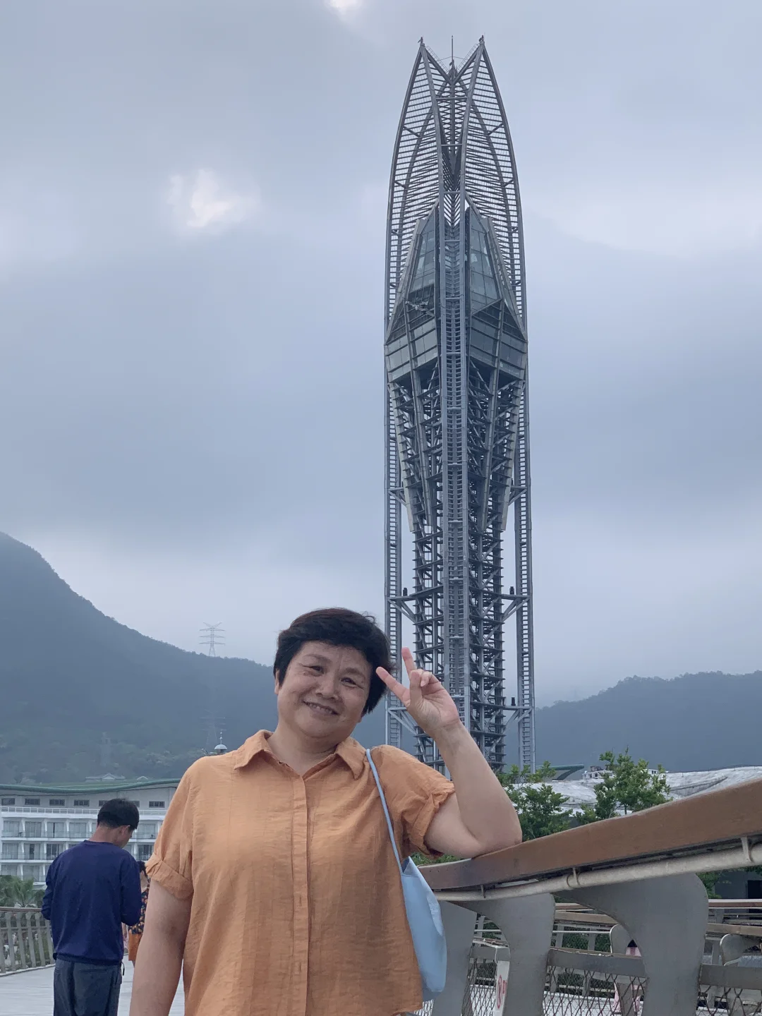 帮妈妈在深圳找工作啦