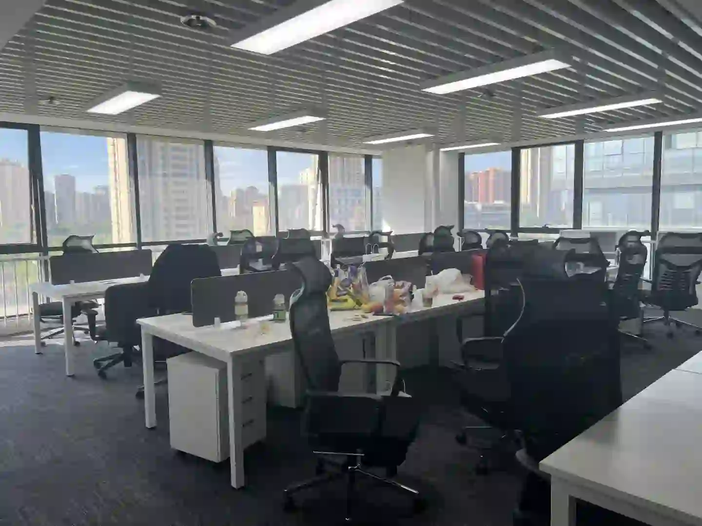 神仙公司招聘啦  不加班  无责底薪5000