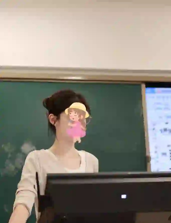 26岁，双非硕士，上岸了梦中情岗～大学老师