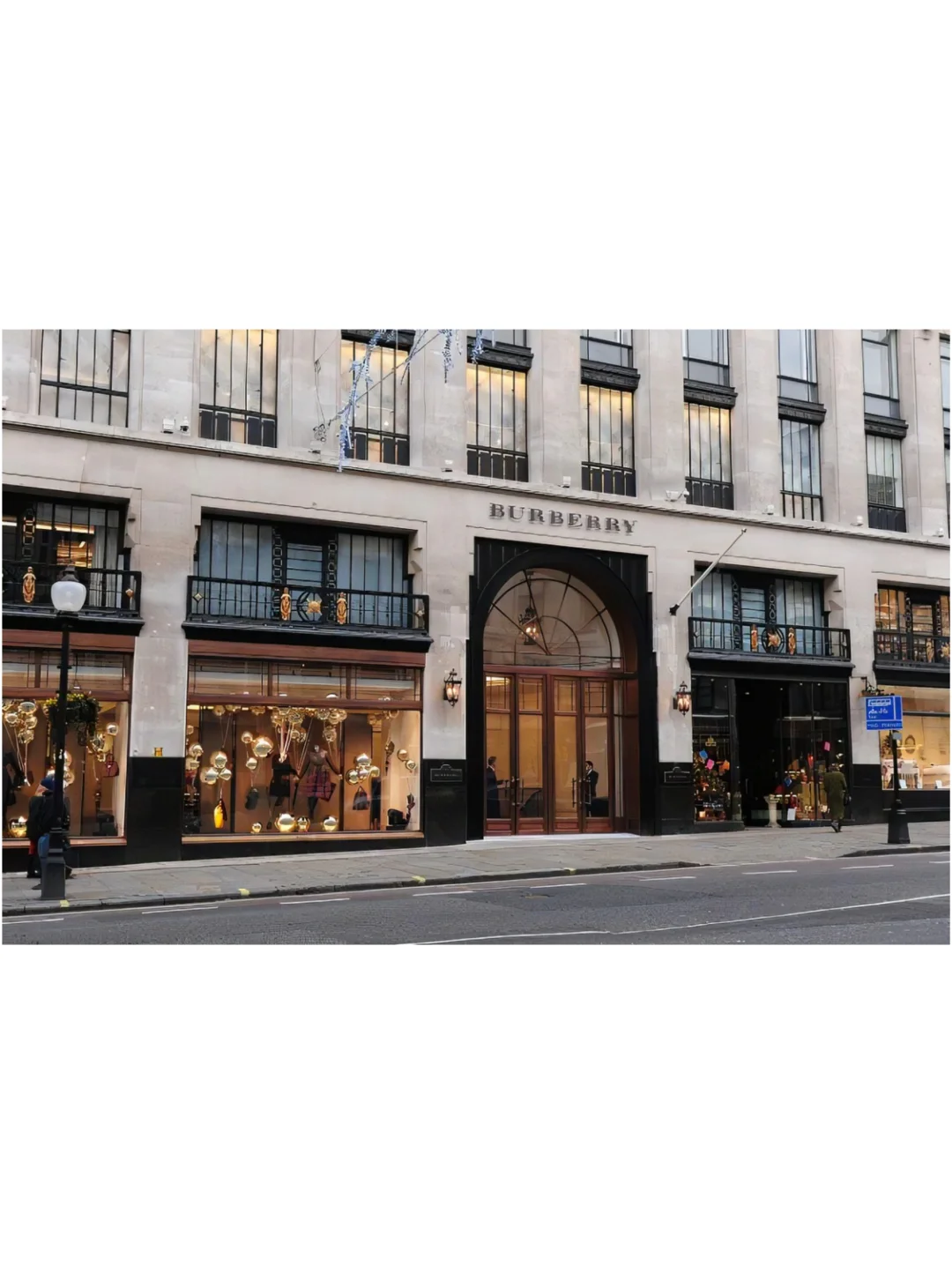 ??Burberry Social media岗，还有人要来吗