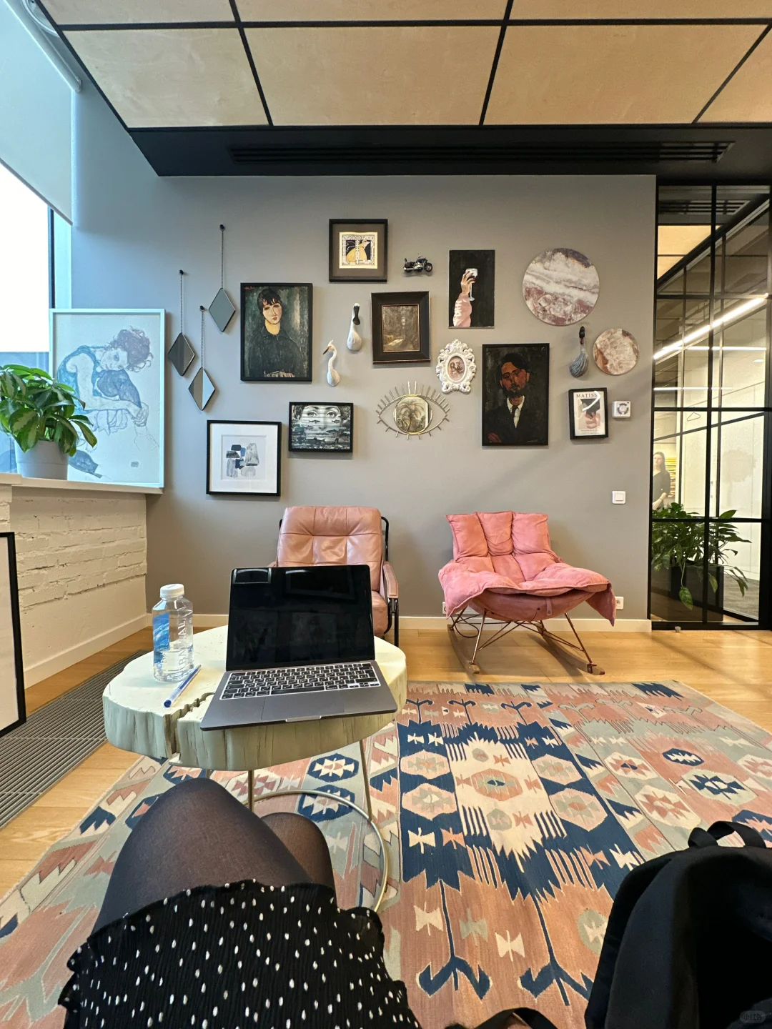 My office in Moscow ?? 这是我的办公室