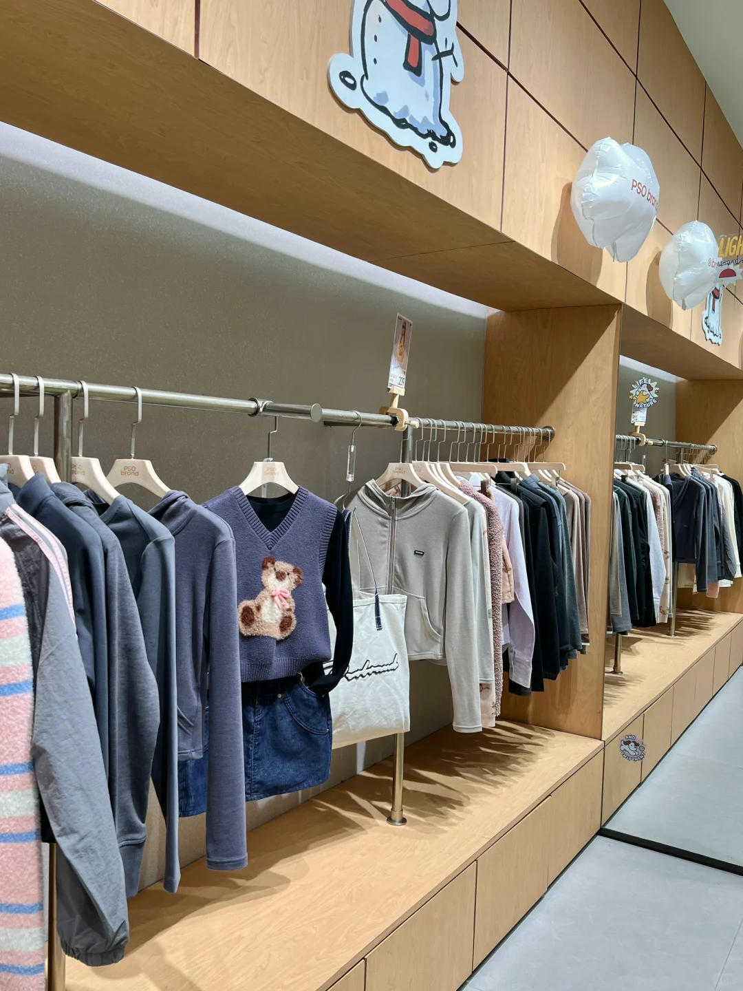 哈尔滨会展，女朋友一进去就消失了?……