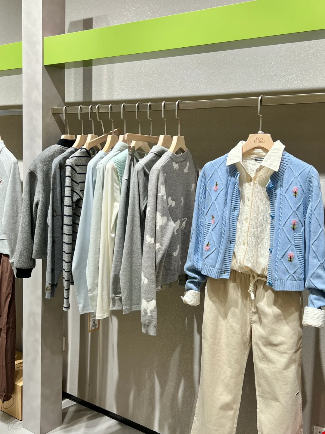 哈尔滨会展，女朋友一进去就消失了?……