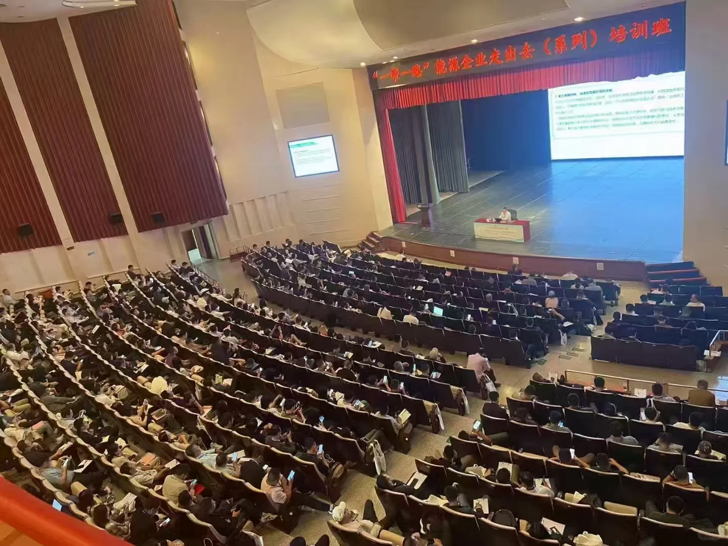 秦皇岛高端体面的工作看这里！！