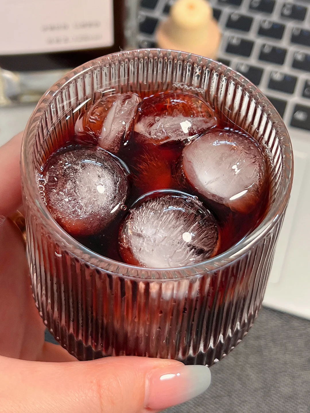 我爸：你那个冰酒再买多几瓶……?