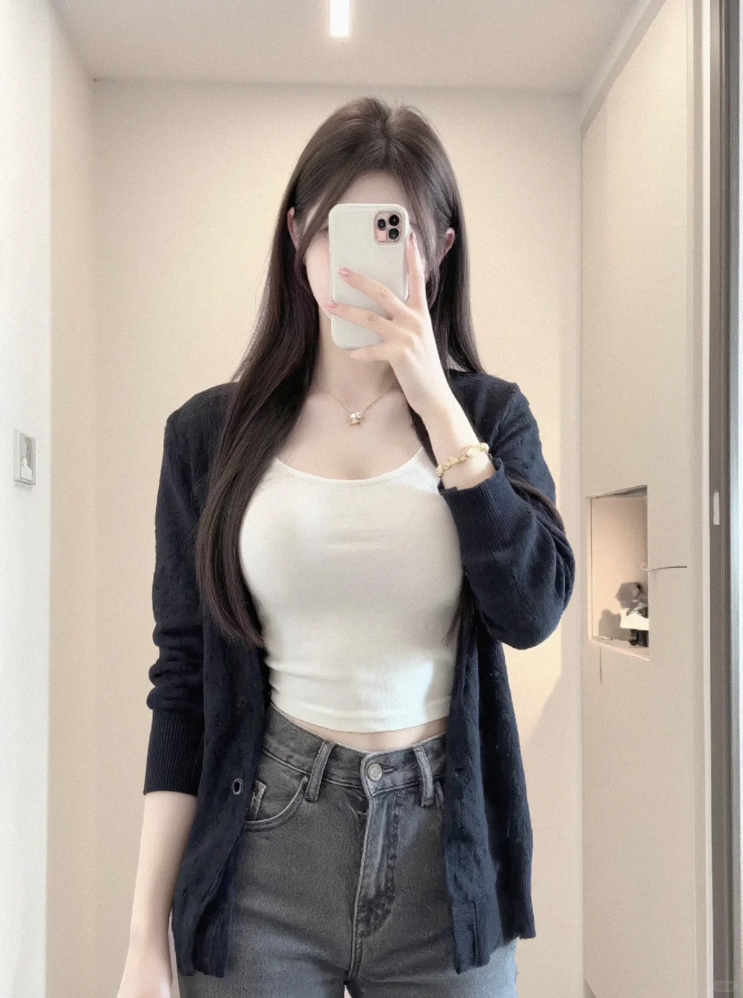 颜值不敢说，但是身材没服过谁??