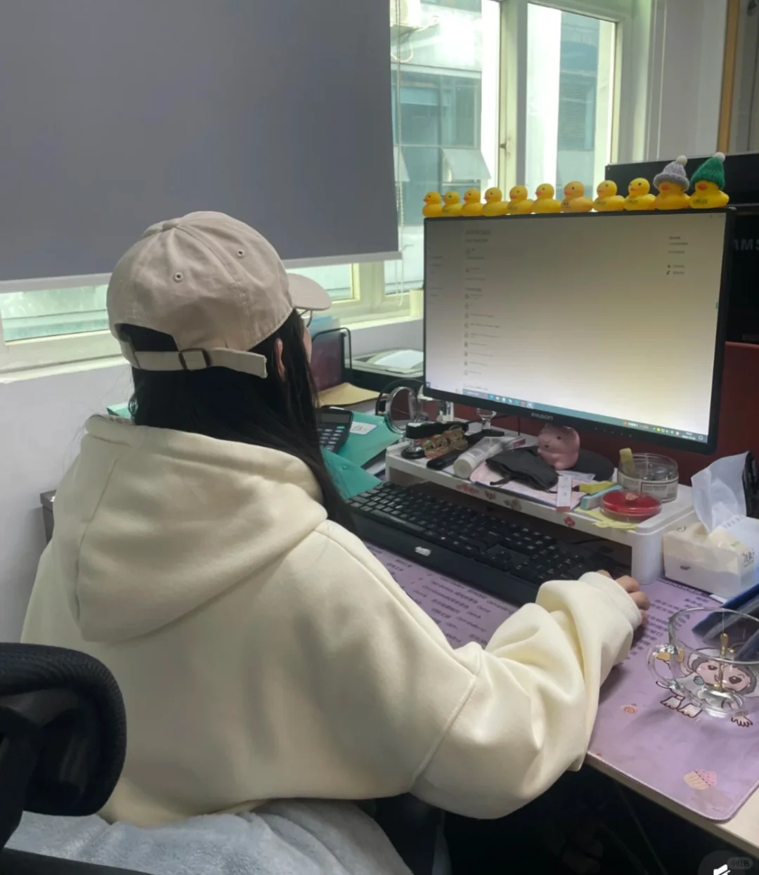 招工厂文员啦