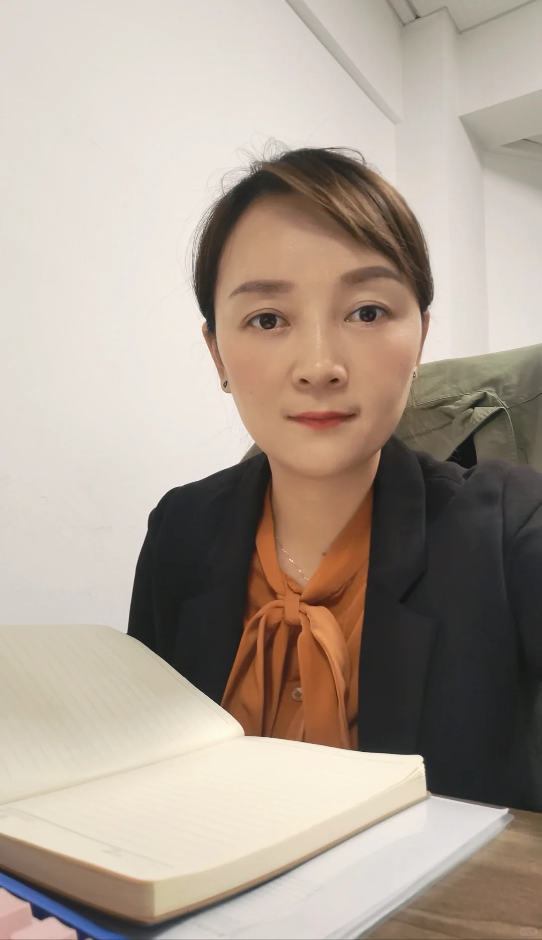 40岁入职企业单位，没有编制俗称临时工
