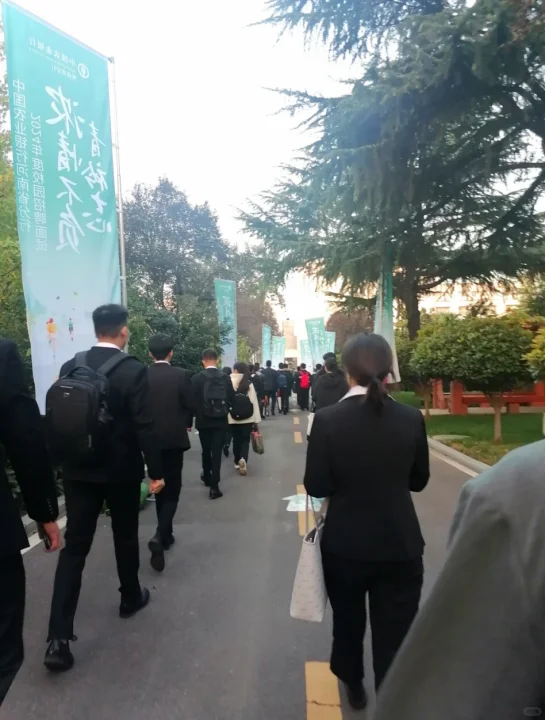 疑似发现进国企比boss好用的招聘软件