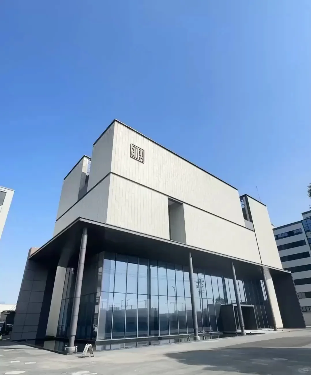 海宁招聘五位文员