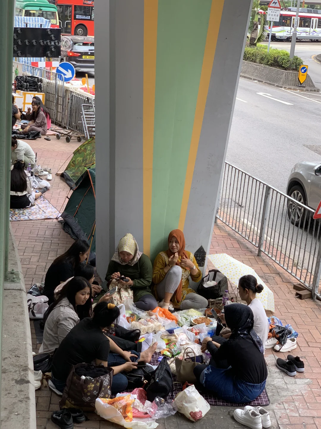 ??香港菲佣月薪多少日常真实生活???