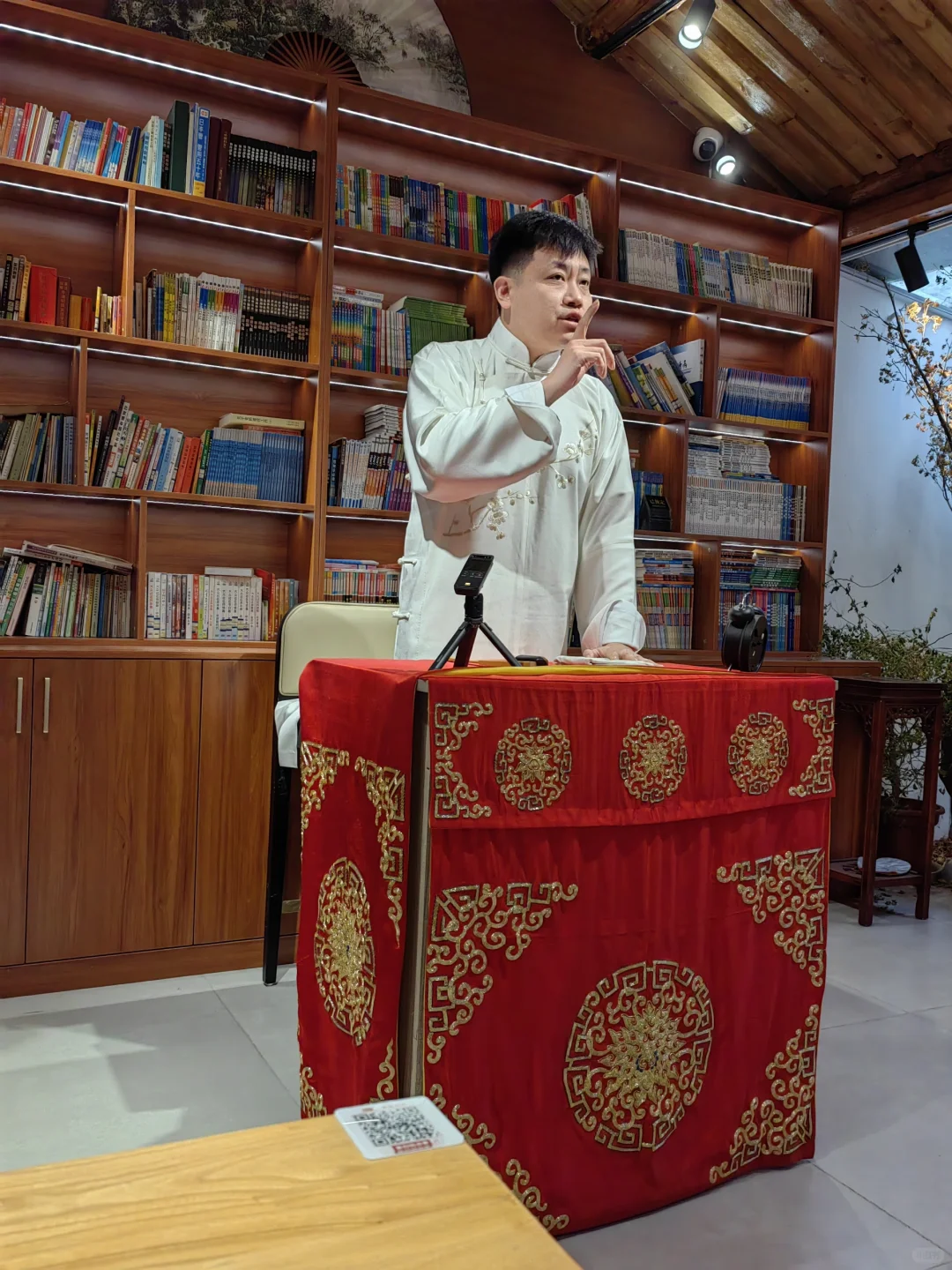 评书《白宗巍坠楼》与近代天津慈善机构
