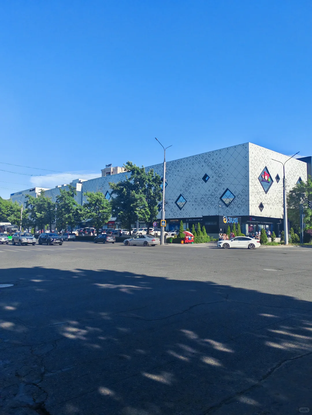 医疗圈大地震！501名医护被清退，时代淘汰你