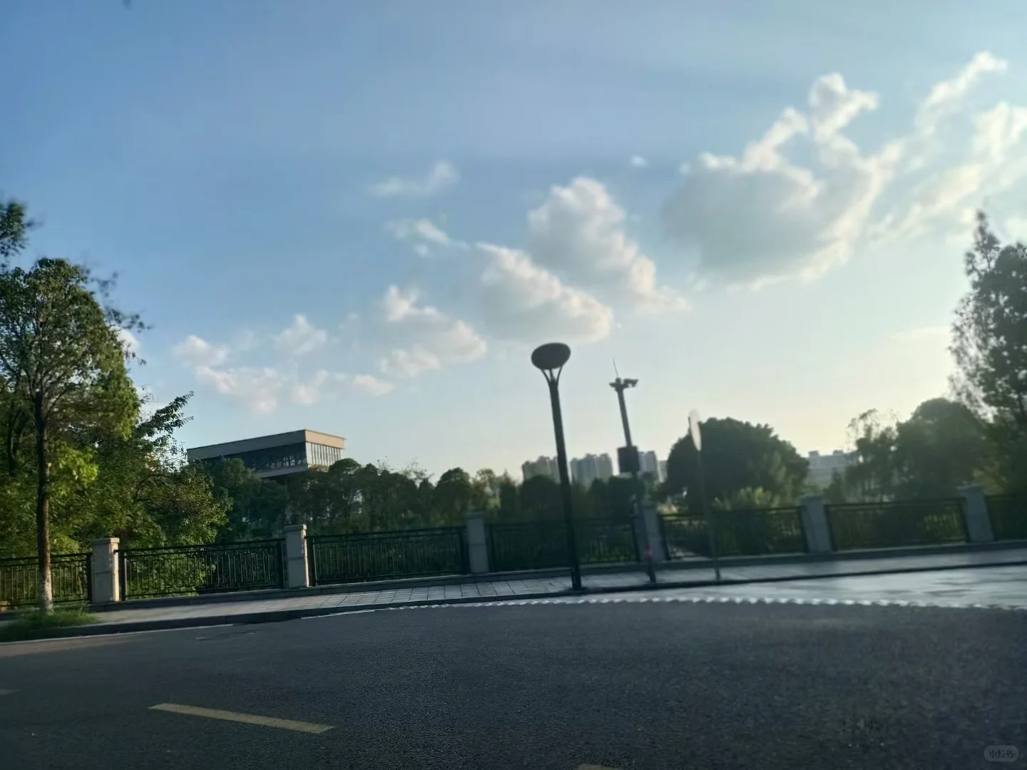 重庆工商大学 Perfect 你们觉得呢