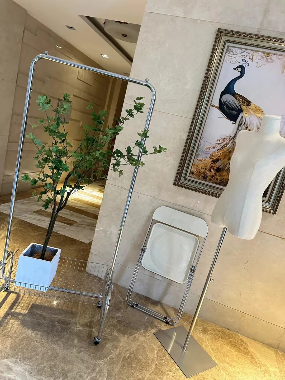 请大数据帮我推给洛阳需要找工作的主播